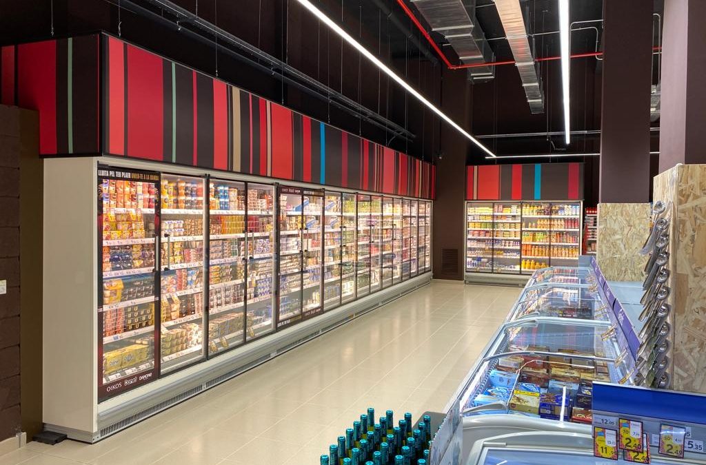 Instalación de frío y sistema de clima para nuevo supermercado